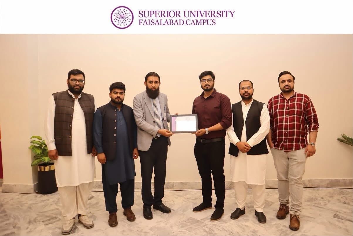 AI Career Roadmap Session at Superior University, Faisalabad 🎓🚀